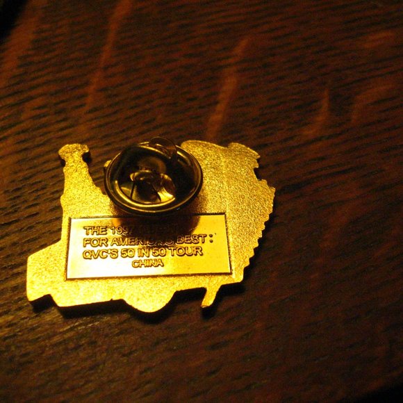 QVC North Dakota 1997 Vintage Lapel Pin - Picture 4 of 4
